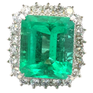 Pt・Pm900 エメラルド・ダイヤモンド リング E16.8・D2 .72ct