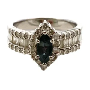 Pt･Pm900 アレキサンドライト・ダイヤモンド リング 0.62・0.93ct