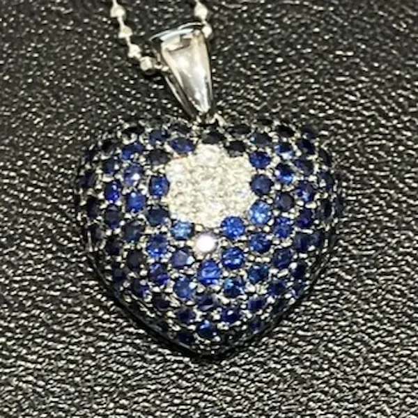 サファイア　1.35ct