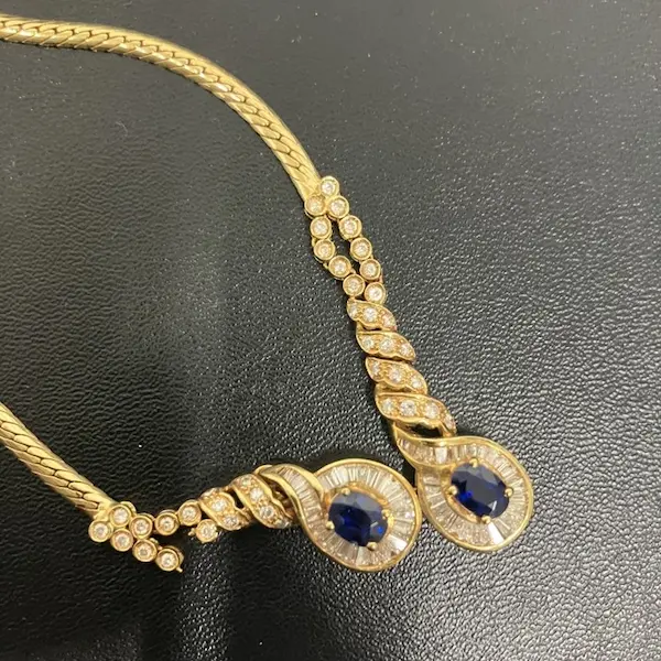 サファイア　2.09ct