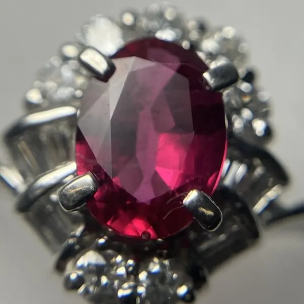 ルビー　0.6ct