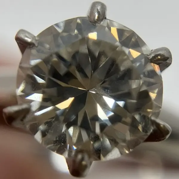 ダイヤ　0.92ct
