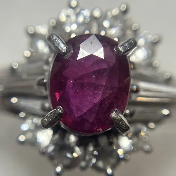ルビー　0.58ct