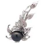 K18WG パール・ダイヤモンド ブローチ D1.73ct