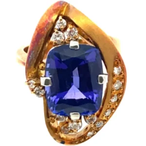 Pt900/K18 タンザナイト・ダイヤモンド リング 5.8・0.31ct