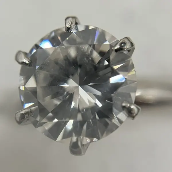 ダイヤモンド　1.6ct