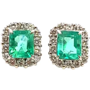 Pt・Pm900 エメラルド・ダイヤモンド ピアス/イヤリング 1.15・D0.43・1.16・D0.43ct