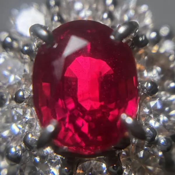 ルビー　1.09ct