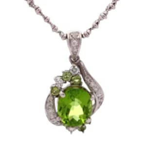 K18WG ペリドット・ダイヤモンド ネックレス/ネックレストップ 4.32・D0.44 ct