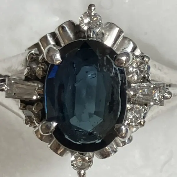 サファイア　1.29ct