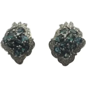 K14WG アレキサンドライト・ダイヤモンド ピアスイヤリング 1.44・1.45 ct 0.21・0.22 ct