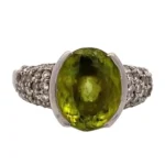 Pt･Pm900 スフェーン・ダイヤモンド 5.45・0.61ct