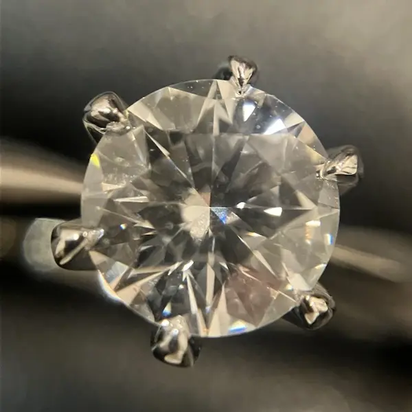 ダイヤ　0.859ct