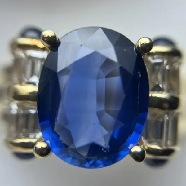 サファイア　3.37ct