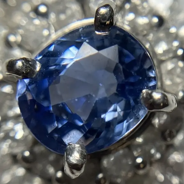 サファイア　0.63ct