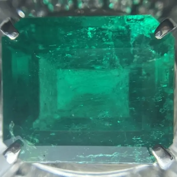 エメラルド　2.9ct