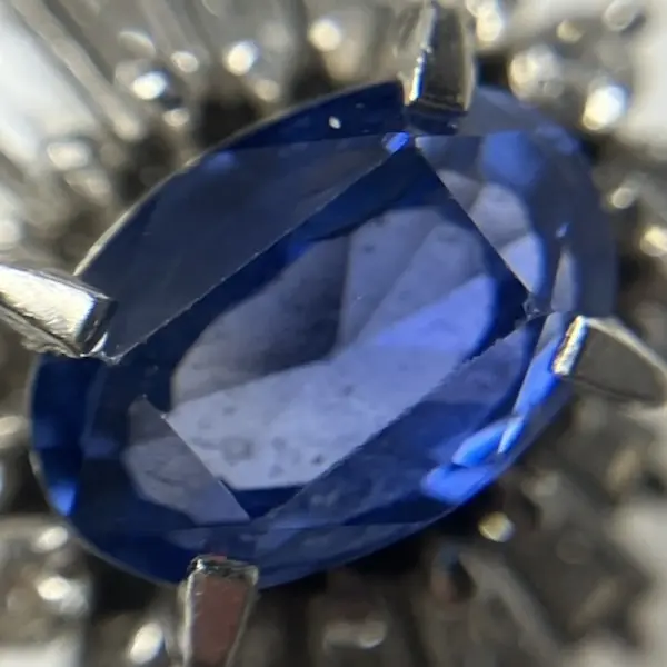 サファイア　1.37ct