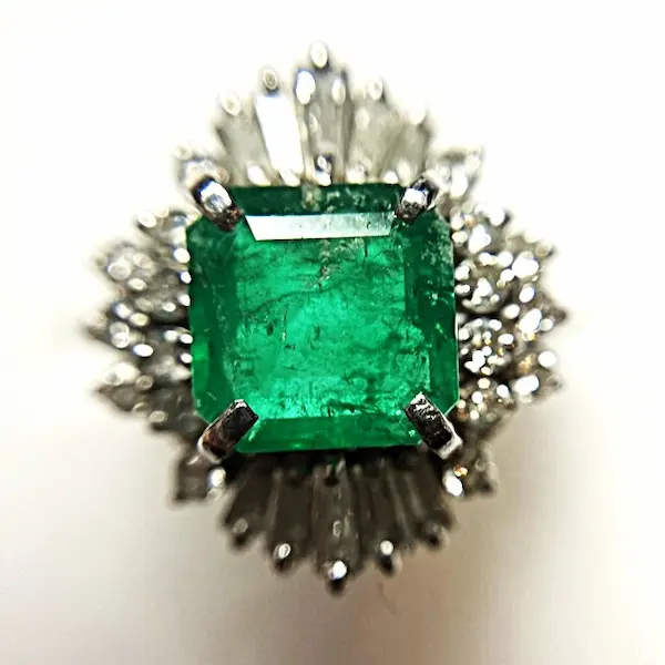 エメラルド　1.39ct