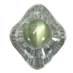 Pt･Pm900 キャッツアイ・ダイヤモンド リング 4.74 ct D2.15 ct 