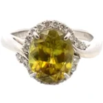 Pt･Pm900 スフェーン・ダイヤモンド リング 3.28・D0.31ct