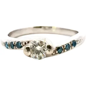 K18WG ダイヤモンド・トリートダイヤモンド リング 0.321・0.12ct