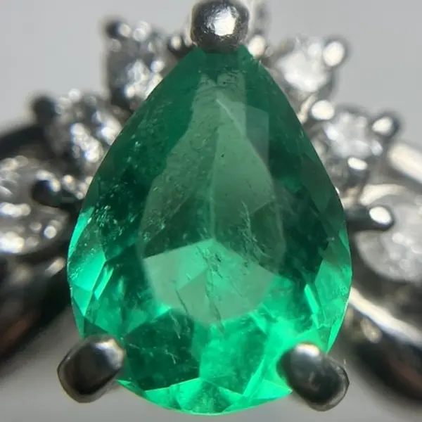 エメラルド　1ct