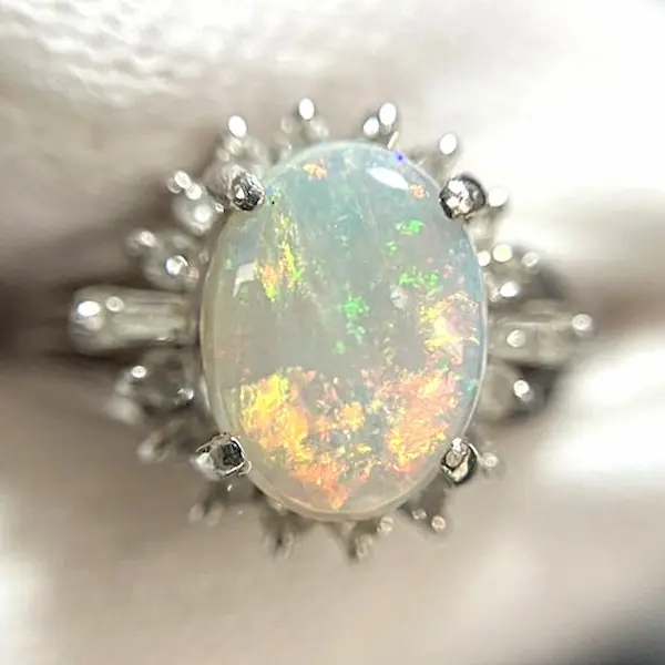 オパール　1.13ct