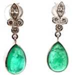 Pt･Pm900 エメラルド・ダイヤモンド ピアス/イヤリング 2.58・0.30・2.56・0.30ct