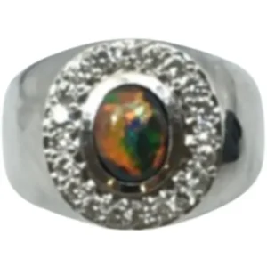 Pt･Pm900 オパール・ダイヤモンド リング 1.32 ct 0.82 ct