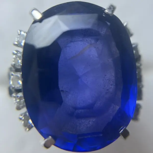 サファイア　7.5ct