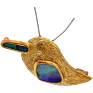 K18 ボルダーオパール・ダイヤモンド ブローチ 5.2 ct 1.01・D0.02 ct