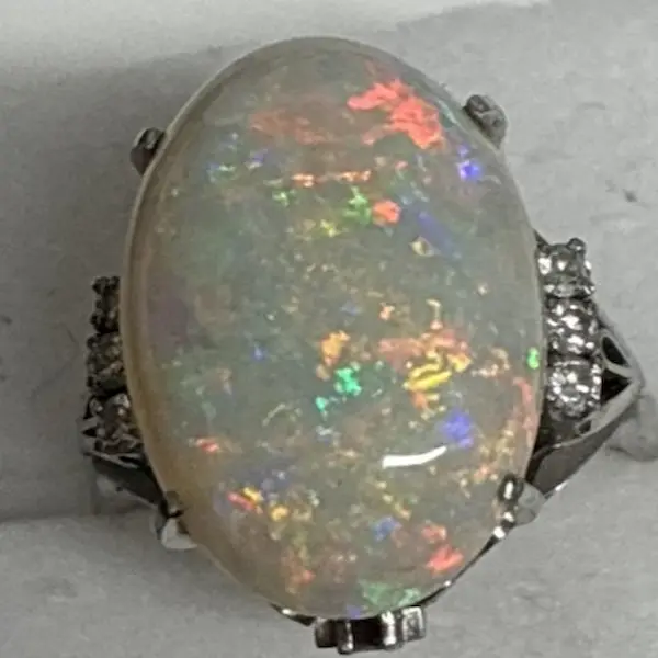 オパール　9.91ct