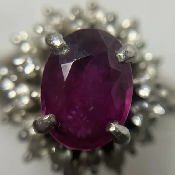 ルビー　0.87ct