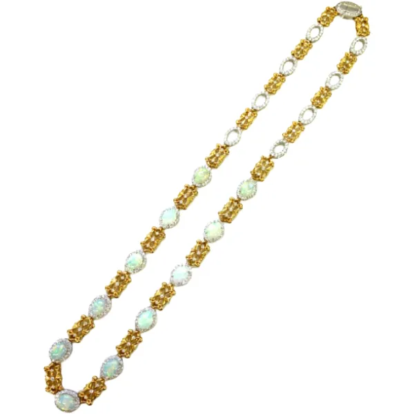 K18/K18WG オパール・ダイヤモンド ネックレス/ペンダントトップ 6.56・D3.40ct