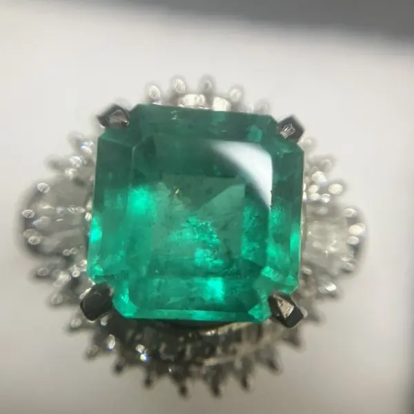 エメラルド　3.12ct