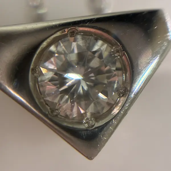 ダイヤ　0.308ct