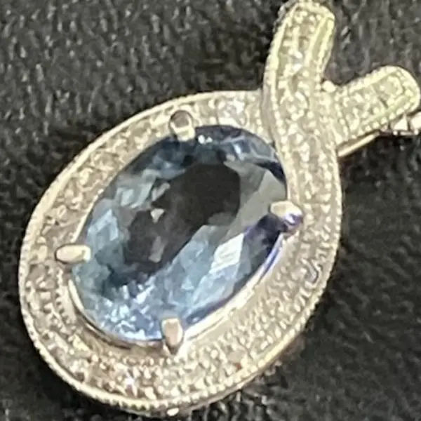アクアマリン　1.83ct