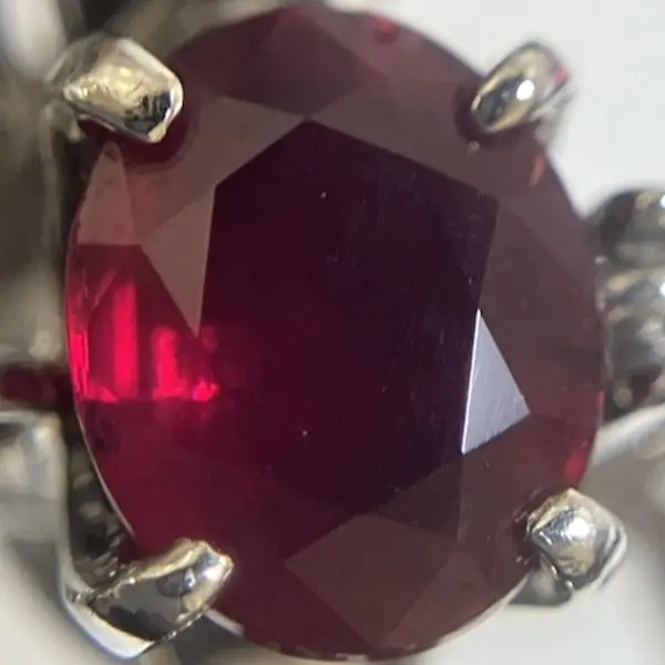 ルビー　0.65ct