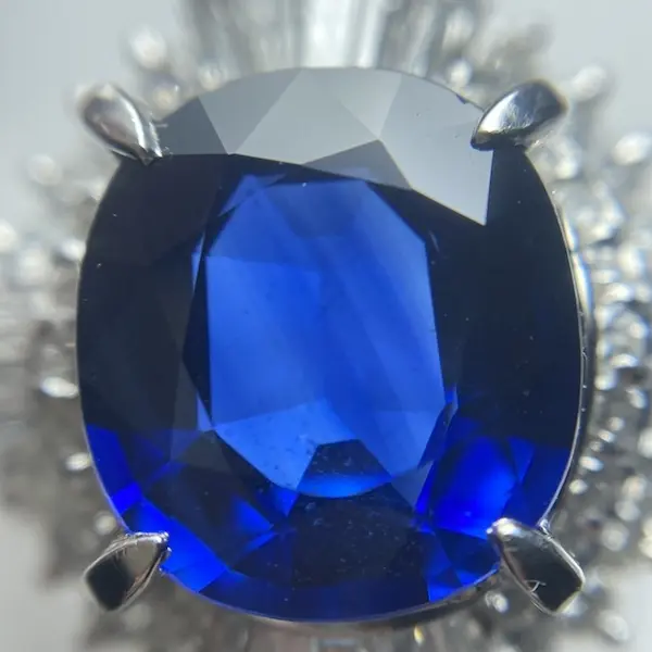 サファイア　3.57ct