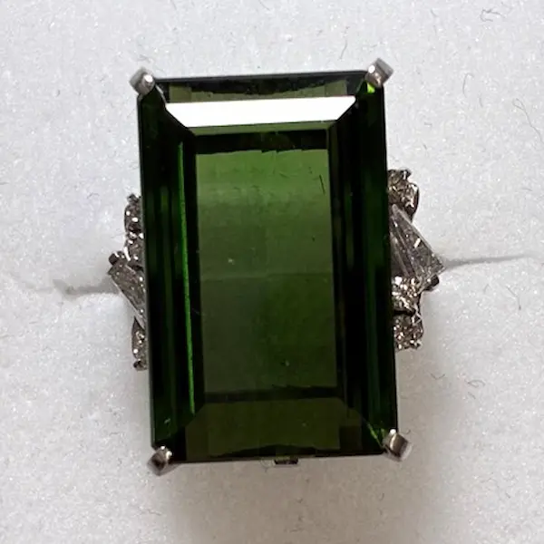 トルマリン　15.71ct