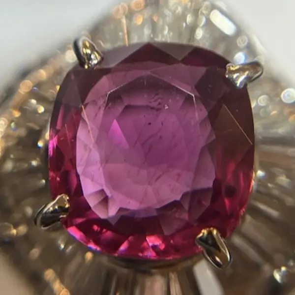 ルビー　2.28ct