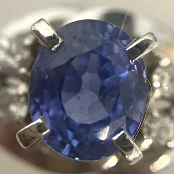 サファイア　0.85ct