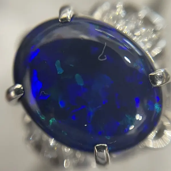 ブラックオパール　3.602ct