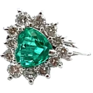 Pt･Pm900 エメラルド・ダイヤモンド ピアス/イヤリング 0.65・0.45ct