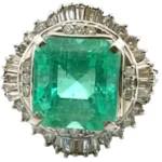 Pt･Pm900 エメラルド・ダイヤモンド リング 4.4・D0.6ct