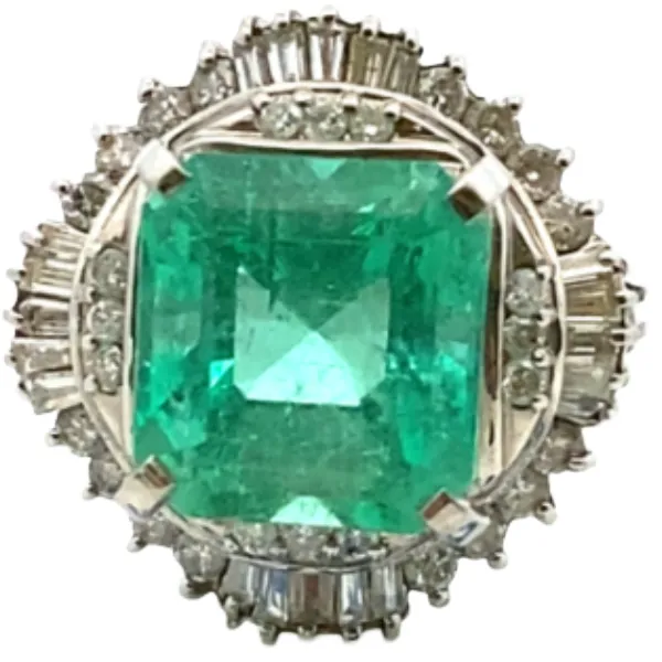 Pt･Pm900 エメラルド・ダイヤモンド リング 4.4・D0.6ct