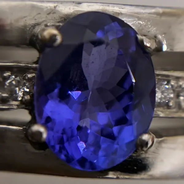 サファイア　1.36ct