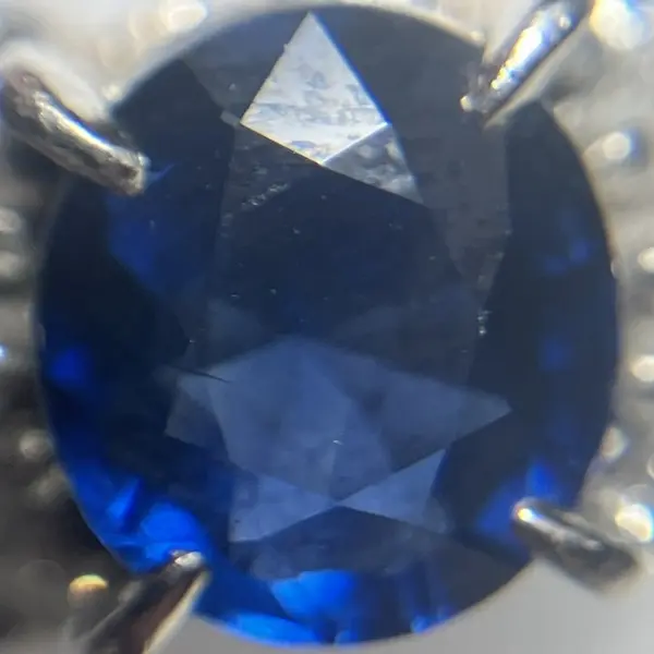 サファイア　1.28ct