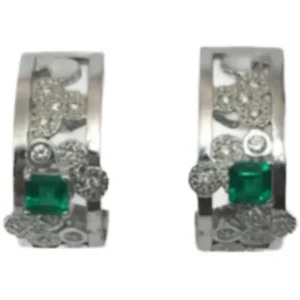 K18/K18WG エメラルド・ダイヤモンド ピアス/イヤリング 0.51 ct 0.3 ct