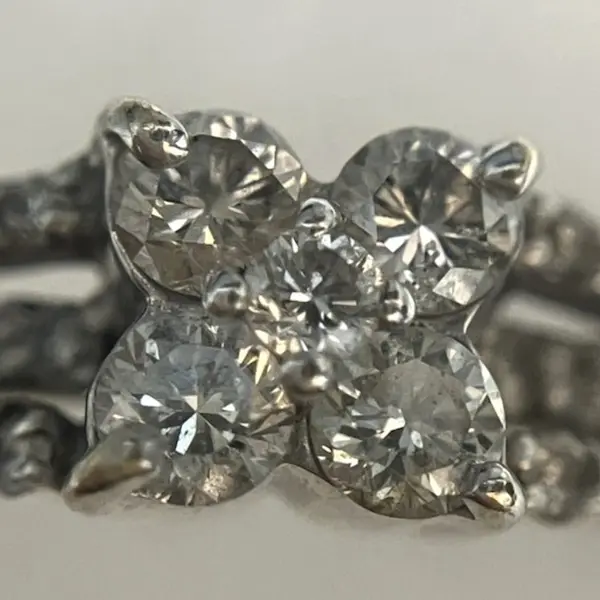 ダイヤ　0.35ct